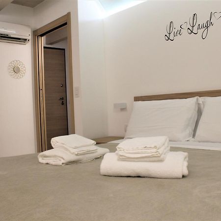 More Apartments Il Ferrarese2 Бари Екстериор снимка