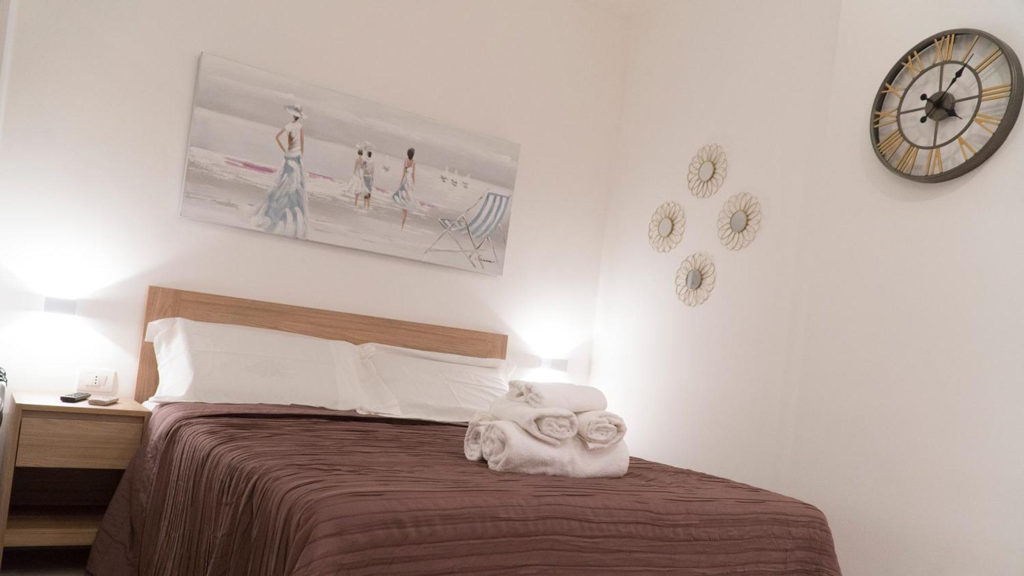 More Apartments Il Ferrarese2 Бари Екстериор снимка